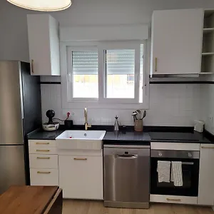Apartamento Con Wifi, Patio Y Garaje Privado, Alcalá de Guadaira